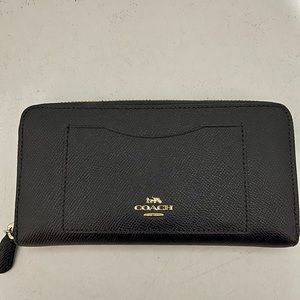 Authentic Coach Continental Wallet